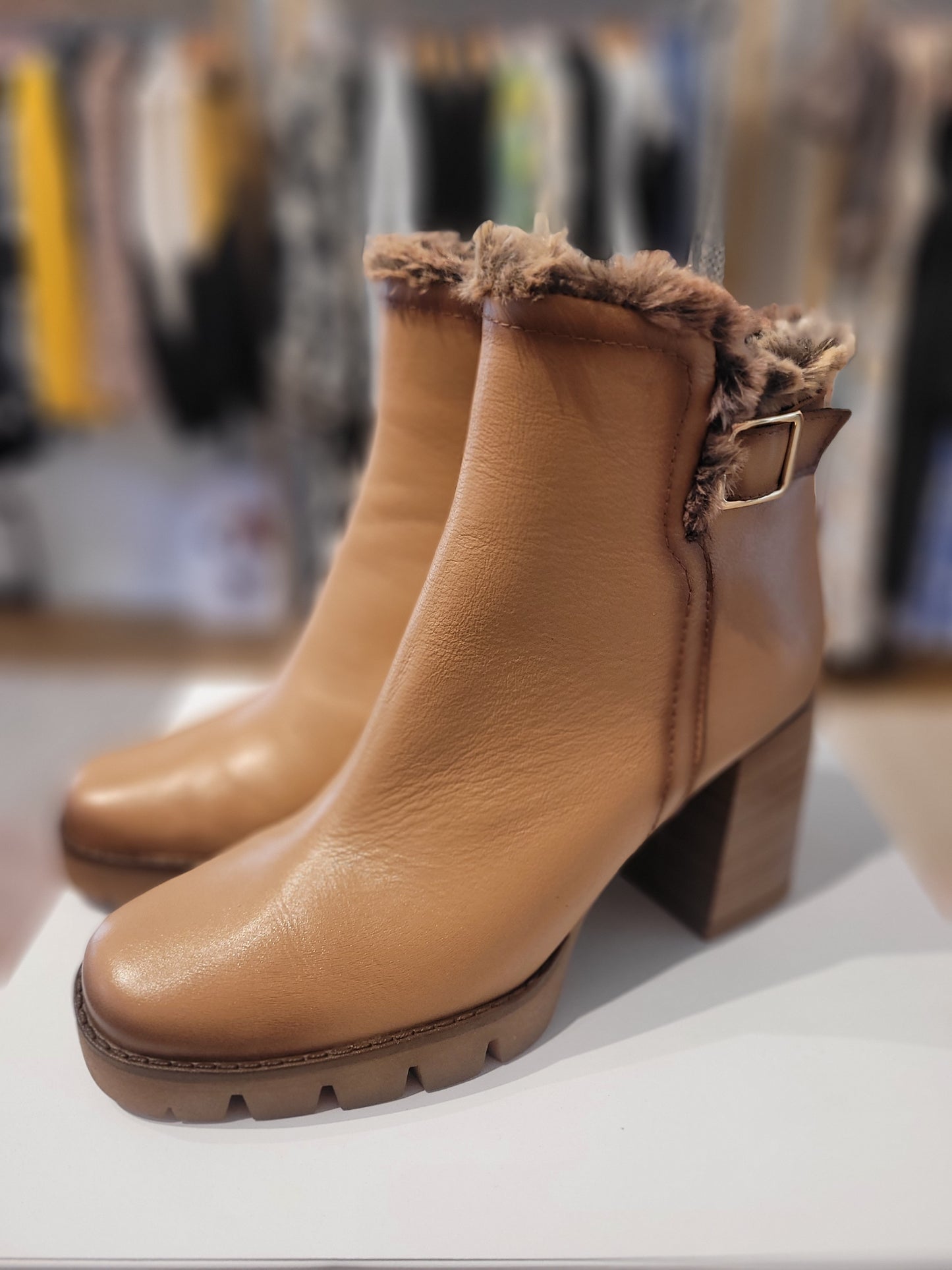 Stiefeletten mit Plateau