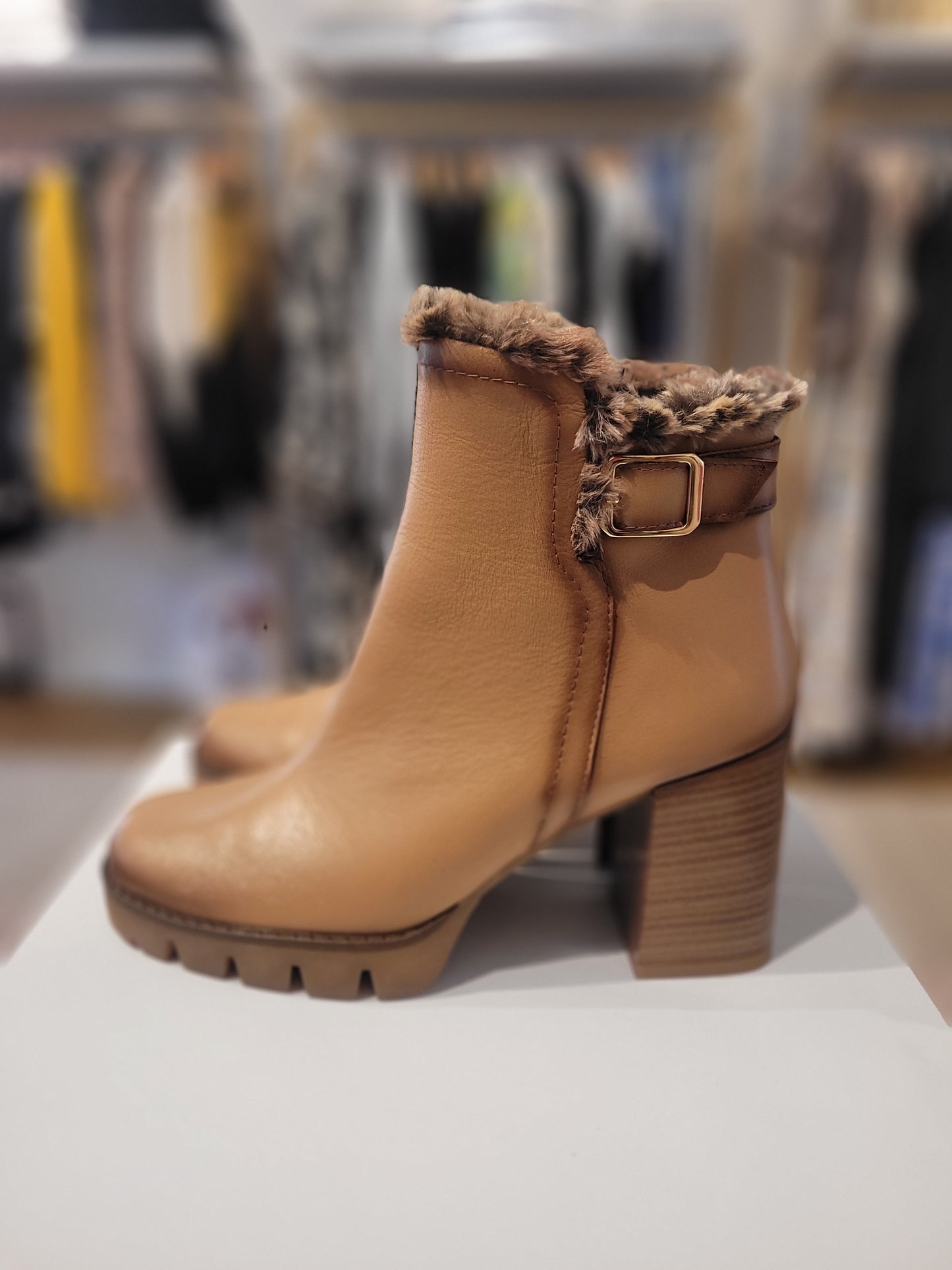 Stiefeletten mit Plateau