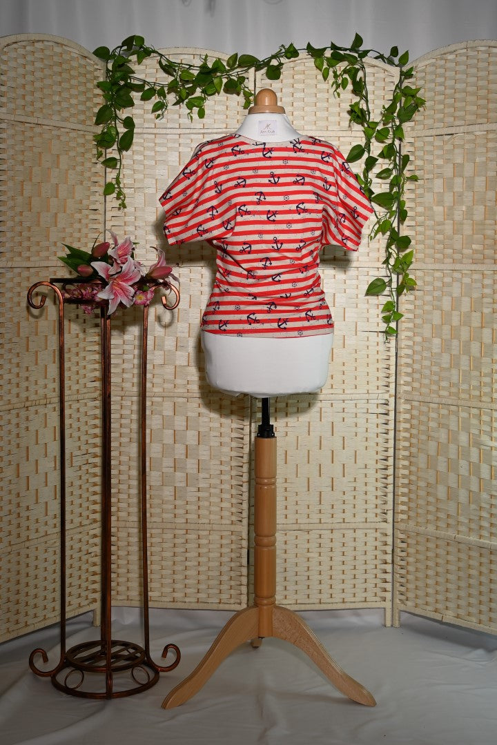 Gestreiftes Shirt mit Ankern