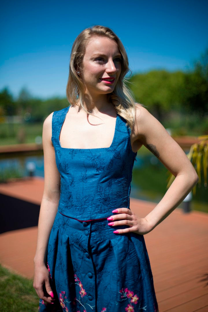 Mieder Oberteil mit floraler Stickerei im Dirndl-Stil