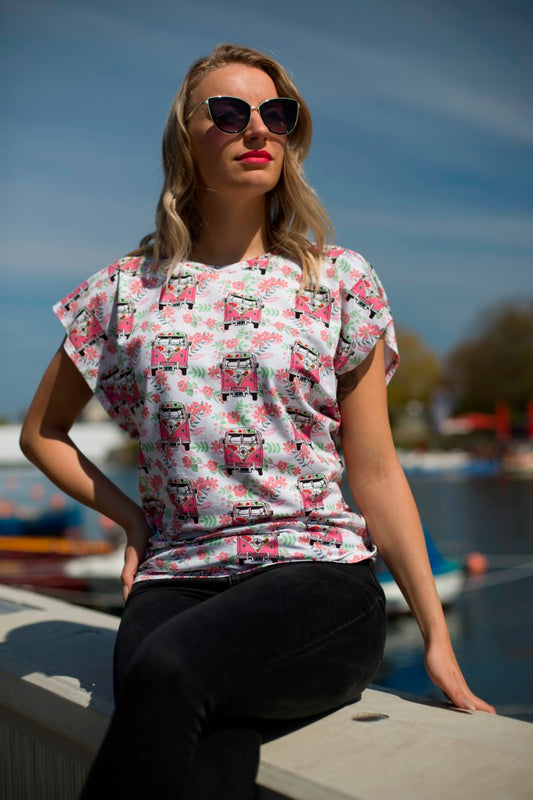 T-Shirt mit Bus- Print